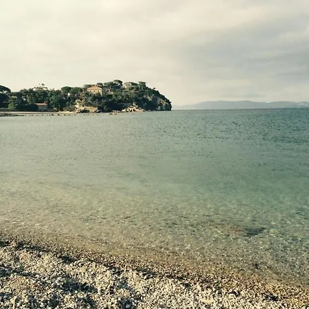 Prázdninový dům 1